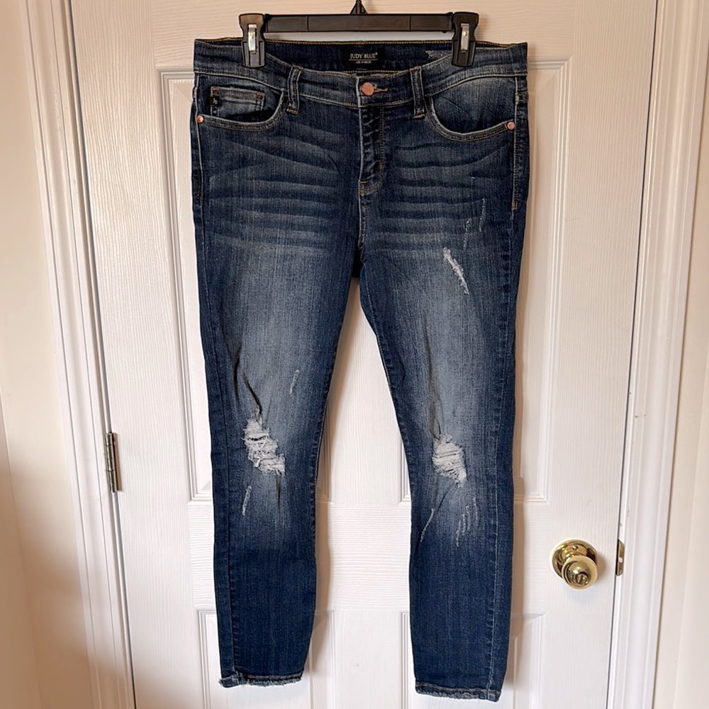 Judy Blue JB8228DK Skinny Blue Distressed Jeans w/ Raw Hem Sz. 13/31